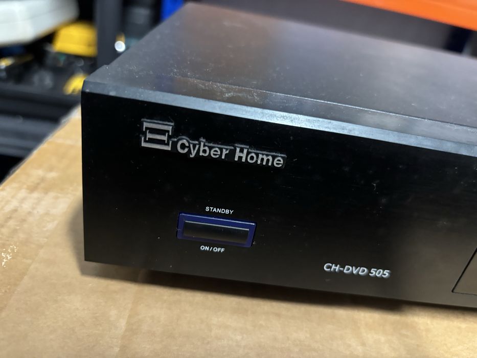 Leitor DVD CyberHome CH-DVD 505