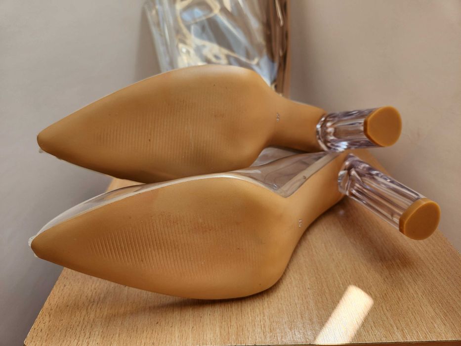 Силіконові прозорі чобітки на каблуку