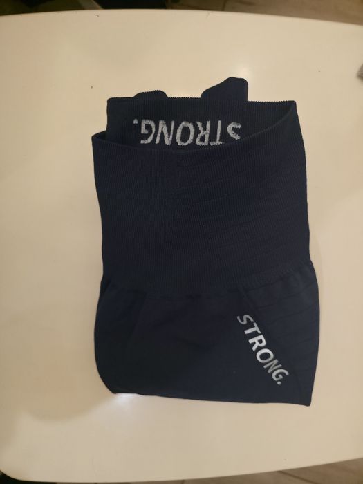 Legginsy Strong. Xs/S