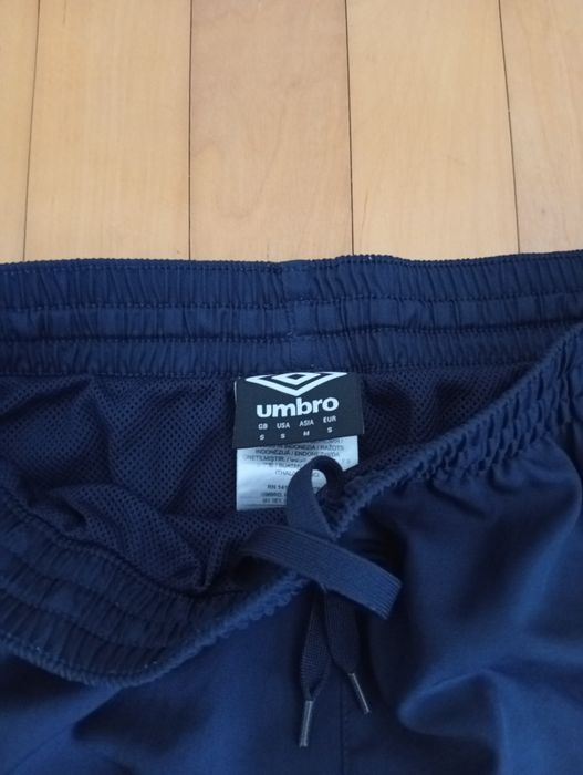 Spodenki Umbro Everton