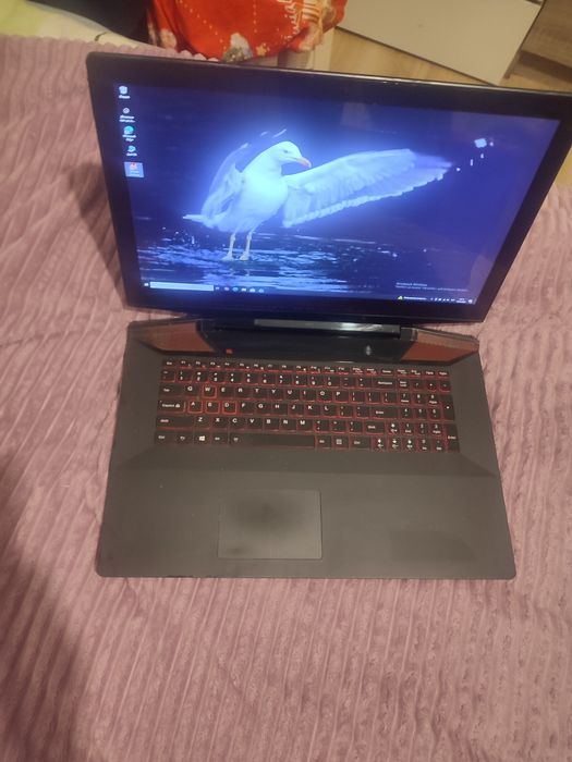 Продам ноутбук lenovo ideapad y700-17isk 80q0