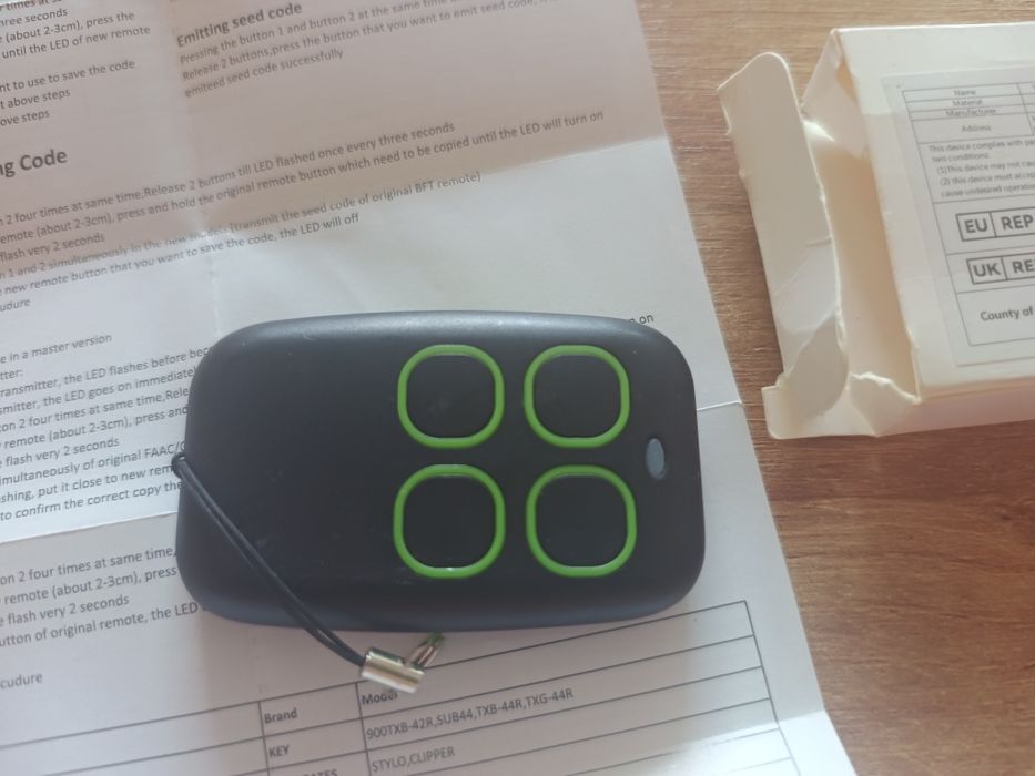 Pilot uniwersalny do bram, 433 , 866 , nowy