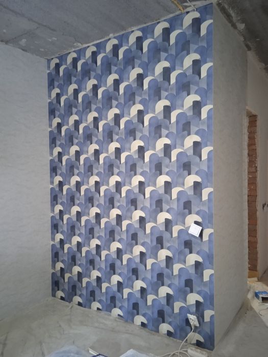 Поклейка шпалер ,Фарбування.