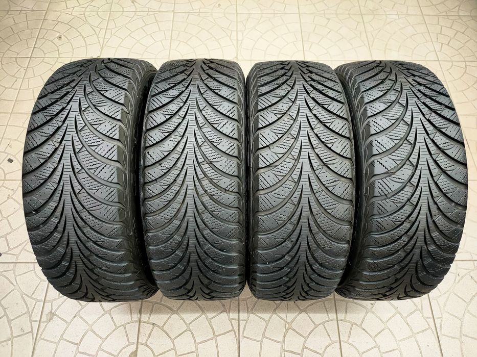 R16 205/55 Goodyear