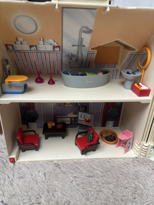 Playmobil domek przenośny Dollhouse