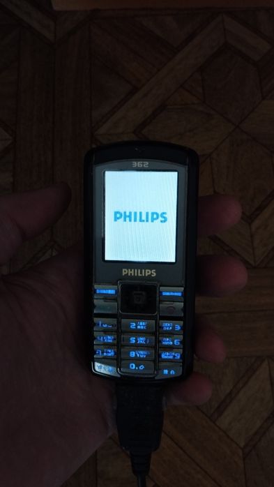 Мобильный телефон Philips