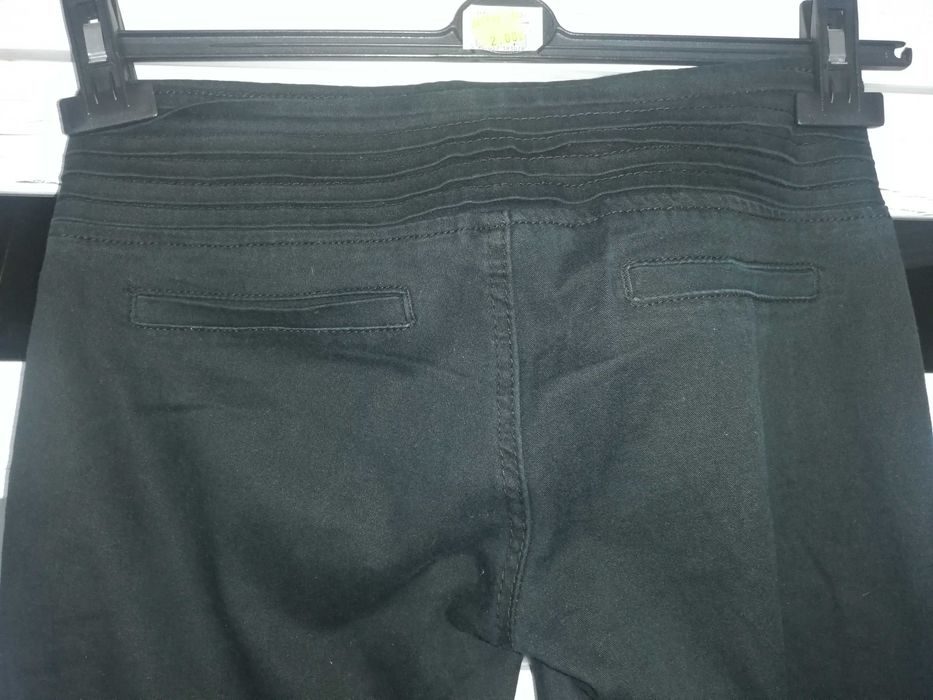 Spodnie jeans czarne
