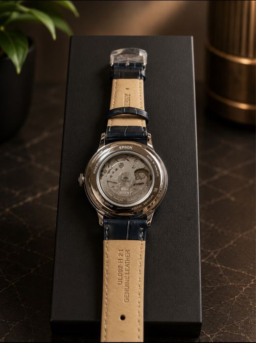 Новий годинник ORIENT Automatic Open Heart RA-AG0005L10B