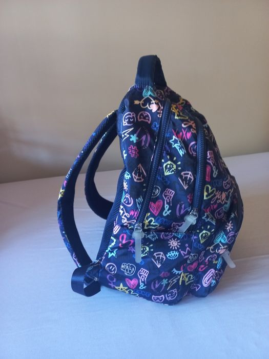 Mochila escolar média