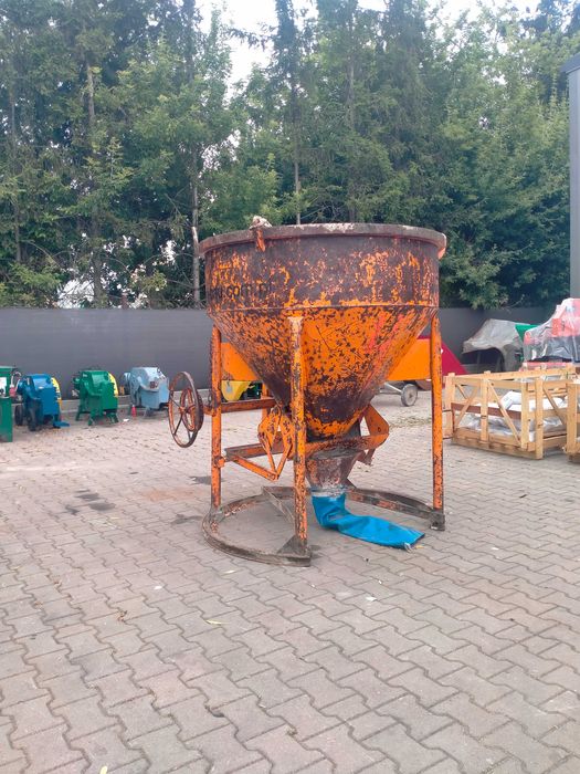 Pojemnik zbiornik Lej betonu Niemiecki Eichinger 1016H 1000L rękaw N40