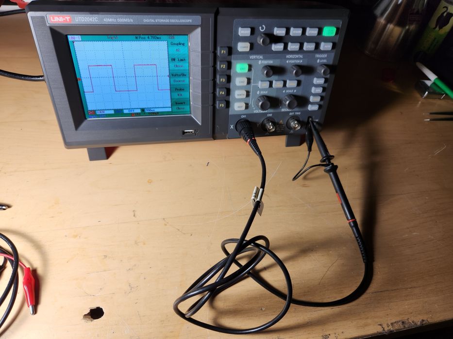 Oscyloskop Cyfrowy UNI-T  UTD2042C, 40MHz, 500MS/s