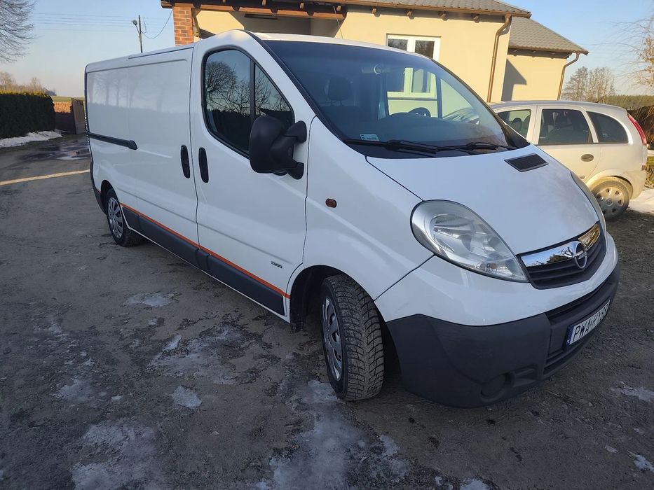 Opel Vivaro  Opel Vivaro 2.0