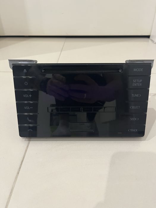 Radio do Toyoty Auris II lift: BLUETOOTH, AUX, USB, CD