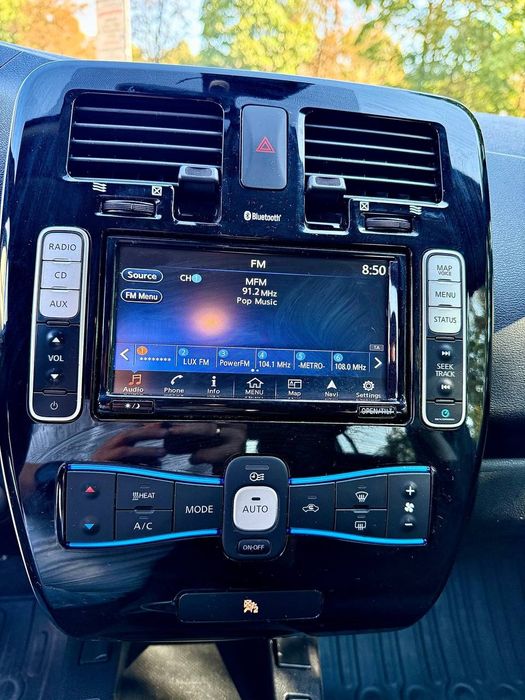 електромобіль Nissan leaf 30квт