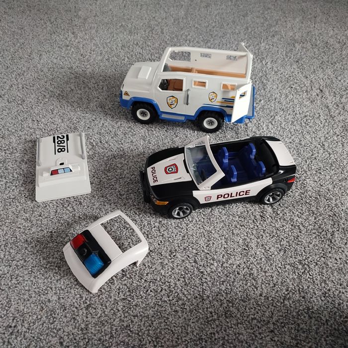 Autka policyjne Playmobil
