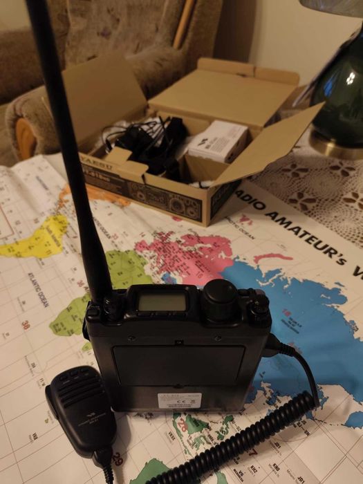 YAESU FT-818 ND radiotelefon amatorski przenośny QRP 6W