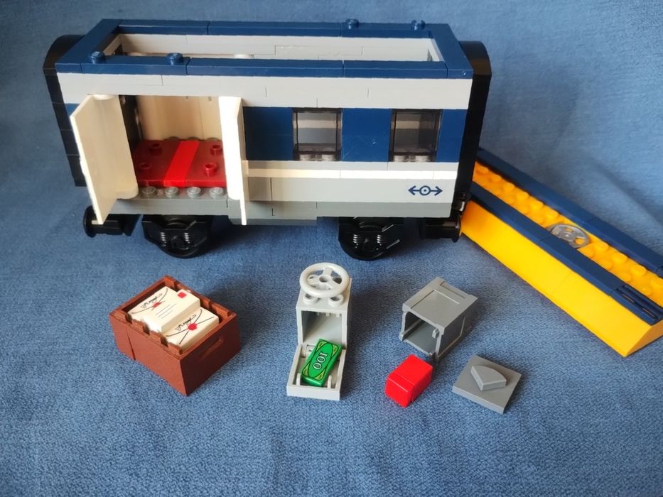 LEGO train wagon pocztowy ver.2 do pociągu osobowego 60197