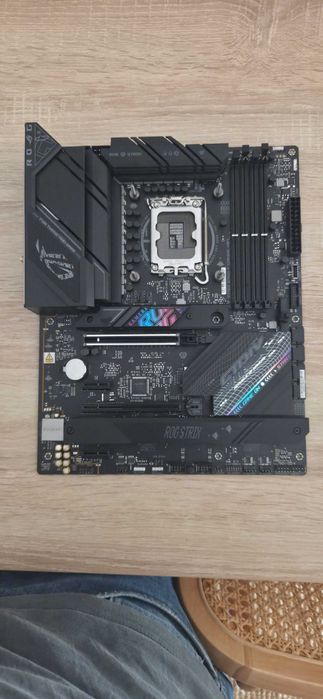 Motherboard ATX Asus ROG B760-F Gaming Wifi Skt 1700