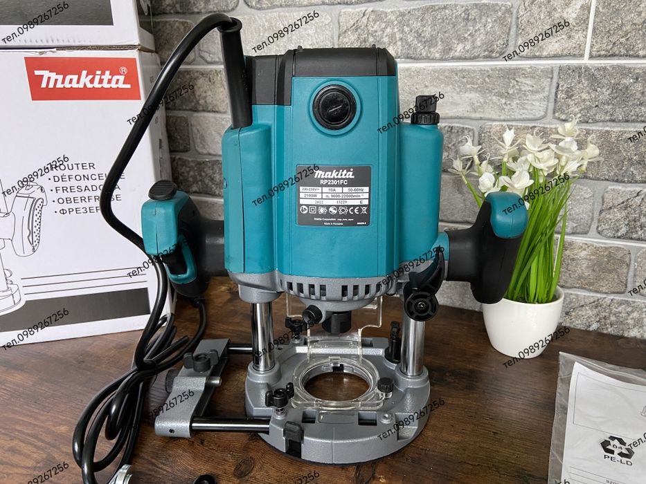 Фрезер Макіта (Makita) RP2301FC 2100Вт РУМУНІЯ