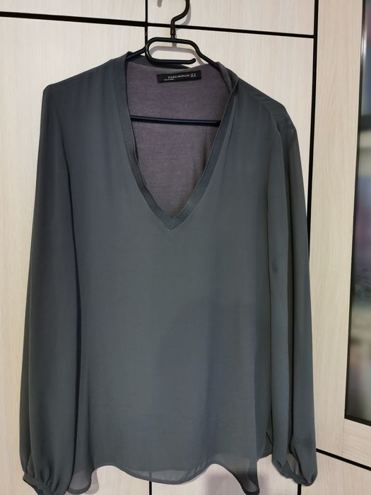 Bluzka ZARA z dekoldem