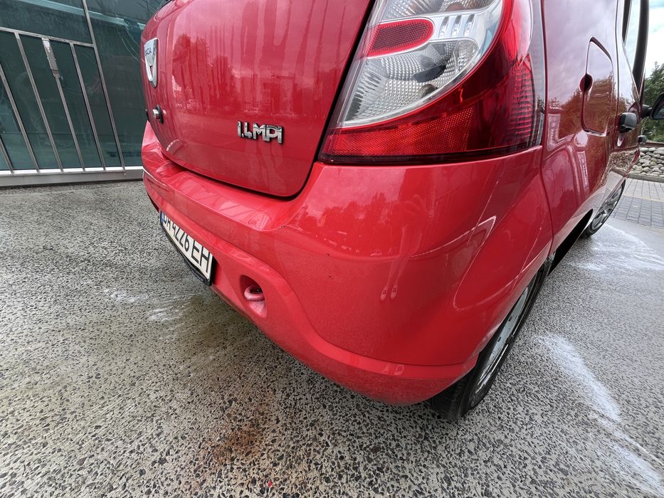 Авто Dacia Sandero 2009