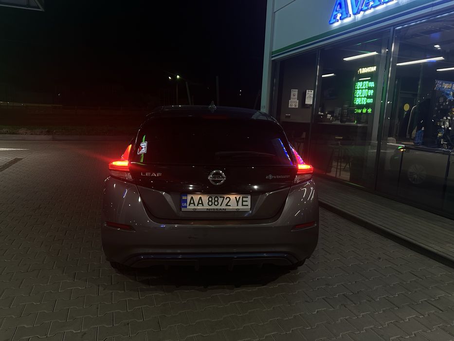 Nissan leaf 2018