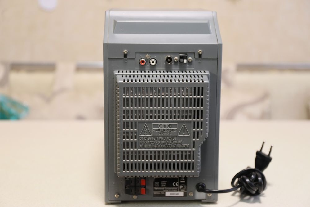 Kenwood  RXD - M505 USB  , CD mp 3 , FM раио