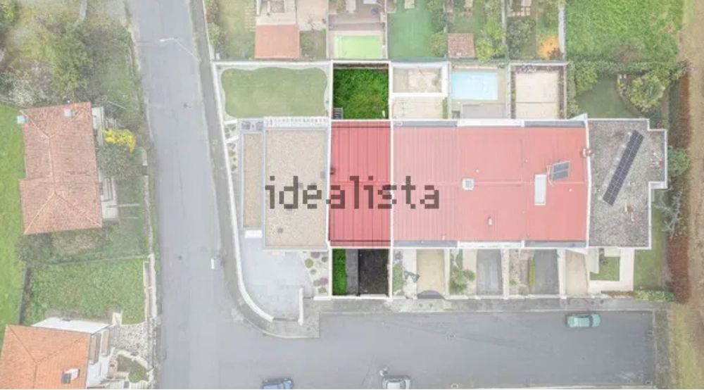 Moradia V4 Tenões Braga ( em estrutura)