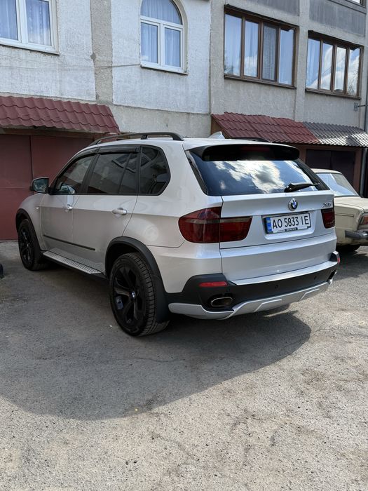 BMW X5 e70 2007 4.8