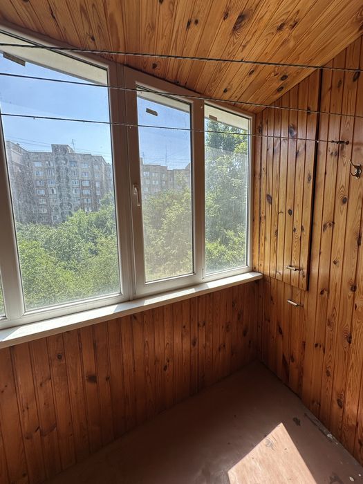 Продам 3-кімнатну квартиру з автономним газовим опаленям