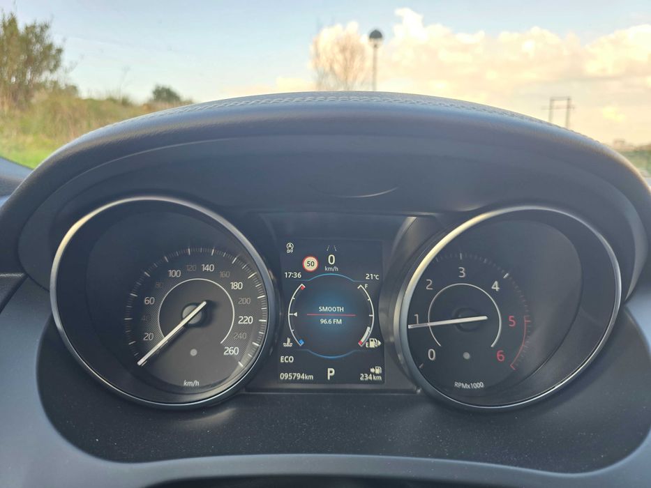 Jaguar E-PACE 2.0D 150cv R-Dynamic "S" AUTO, AWD 4x4, c/ 95mil