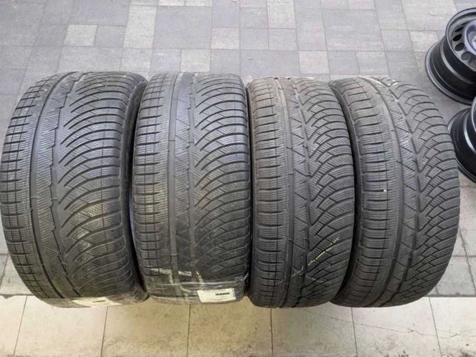 Комплект зимових шин Pilot Alpin 4 255/40R19 275/40R19