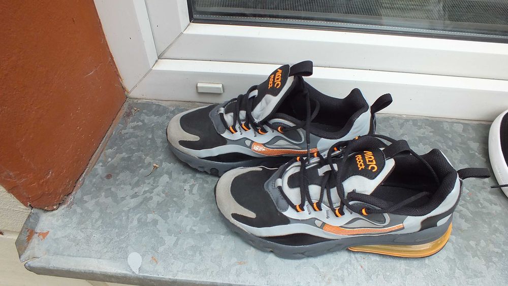 Super buty sportowe marki Nike Air 270 react w roz 39