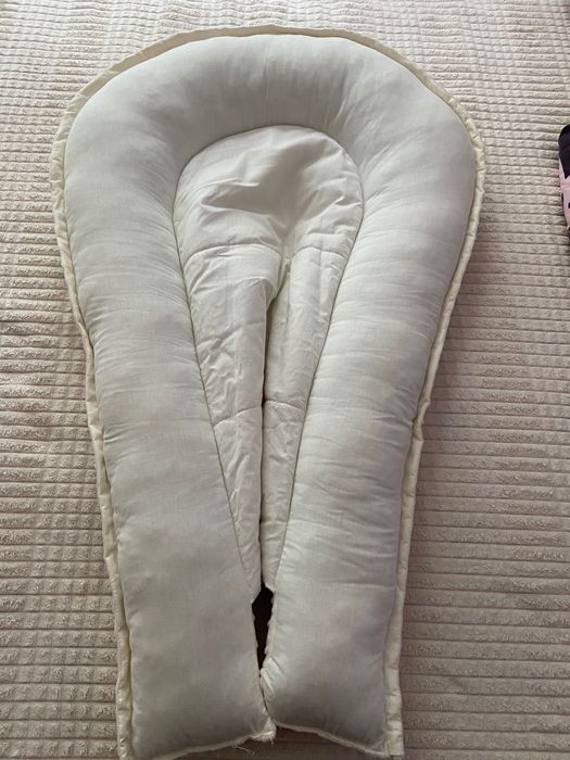 Кокон для немовлят