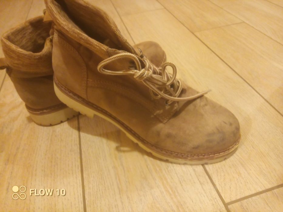 Trzewiki młodzieżowe 38/39