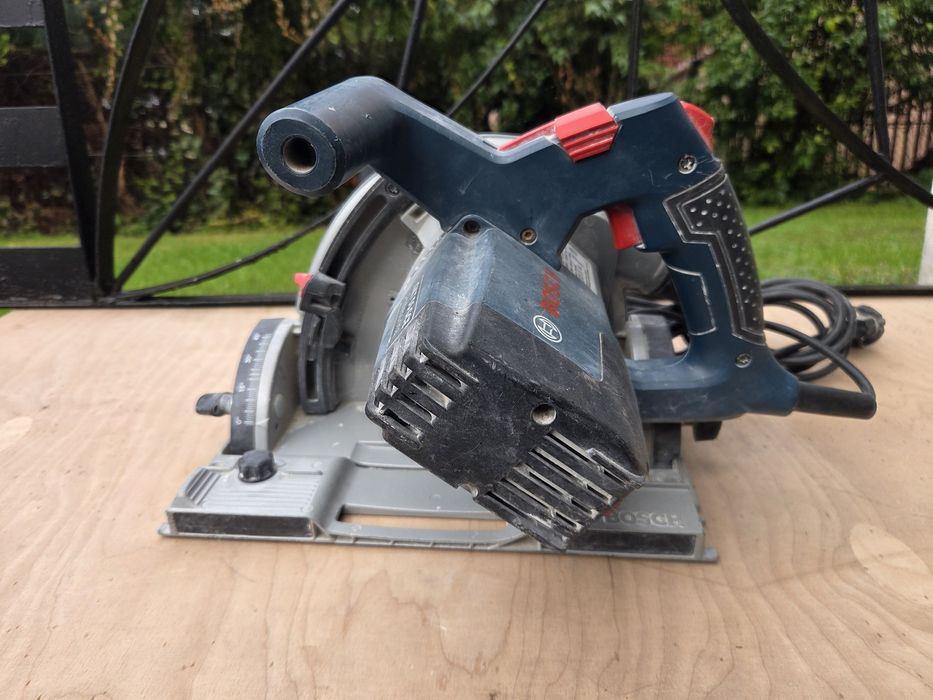 Zagłębiarka Bosch GKT 55 GCE