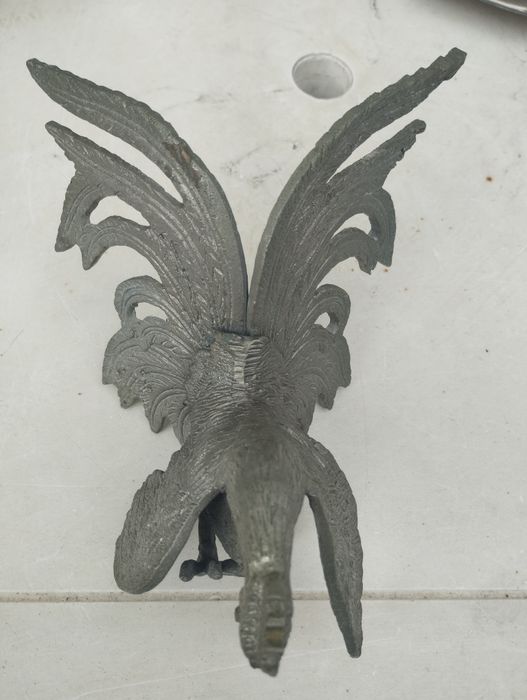 Peças decorativas em estanho