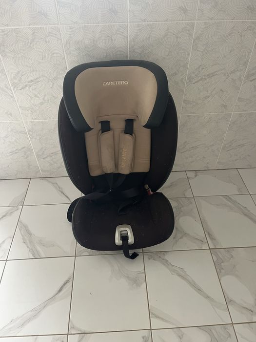 Продам дитяче крісло в автомобіль