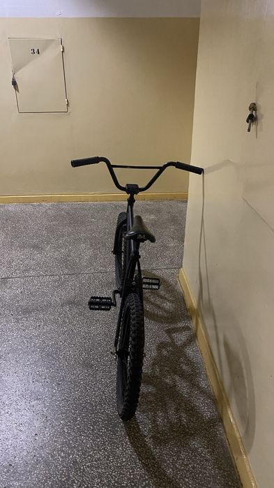 rower bmx czarny