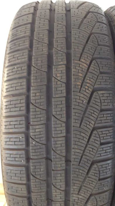 Шини Піреллі 245/45/17 Pirelli Winter Sottozero 2 б/у зал.95%+Вибір є!