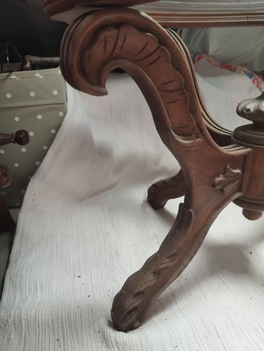 Mesa de Apoio em madeira e vidro