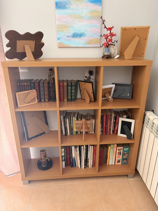 Moveis para a sala - artigos em exposiçao nos movéis não estã à venda