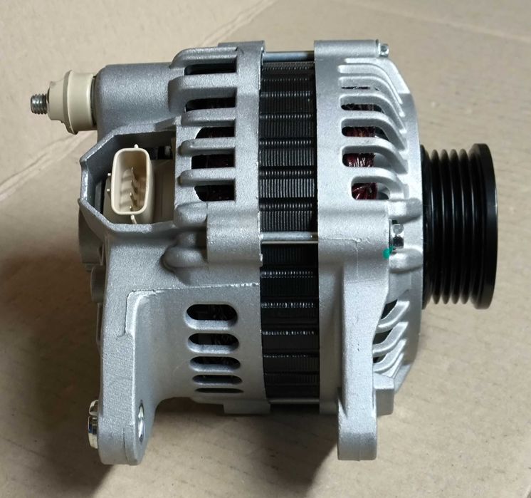 Генератор • Mitsubishi Lancer 9 • 1,6