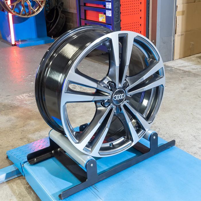 NOWE ORYGINALNE Felgi aluminiowe Audi 17" A1 S1 A3 S3 TT