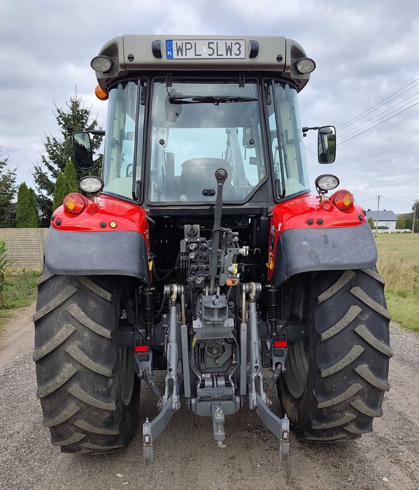 Massey Ferguson 5711 S DYNA 6 TUR  PNEUMATYKA Dopasiony traktor Waga