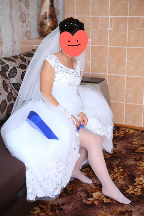 Весільне плаття.