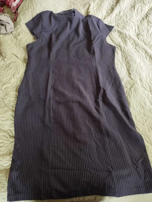 Sukienka biurowa rozmiar XL.