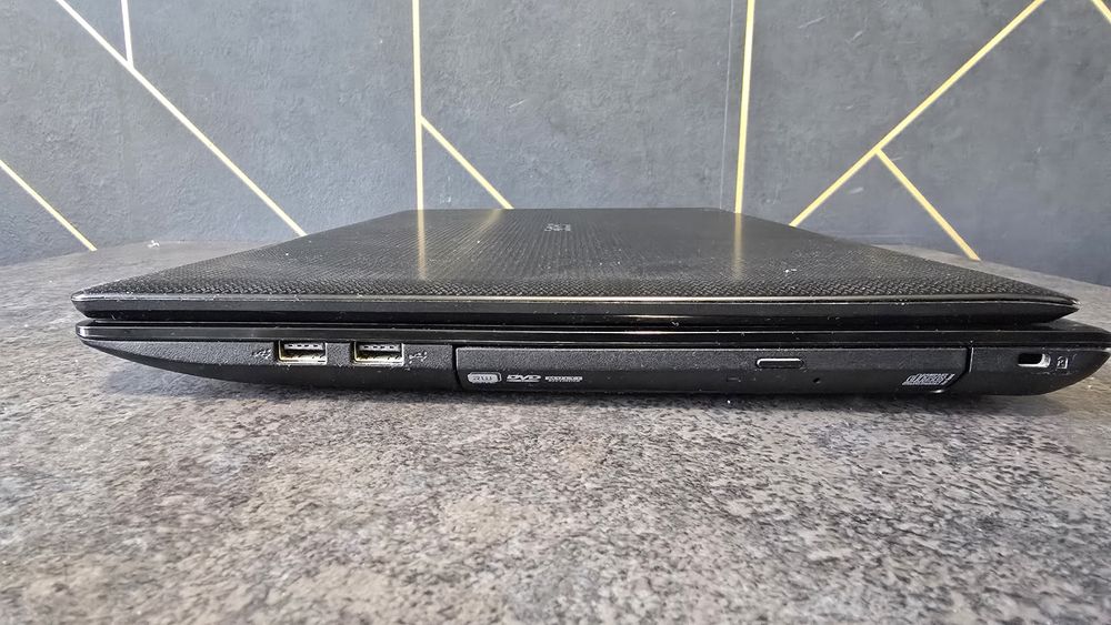 ACER Aspire 7551g uszkodzony