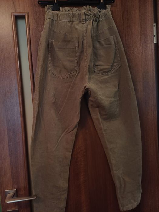 Джинси та штани Zara