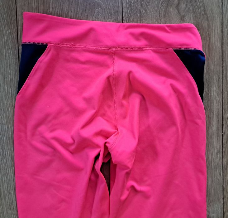 Extra sportowe legginsy termoaktywne  marki GapFit S
Idealne
Rozmiar n